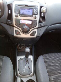 Hyundai i30cw automat 2011, 134 800 km - 4