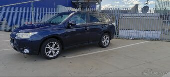 Mitsubishi Outlander 4x4 2,2 diesel automat - 4