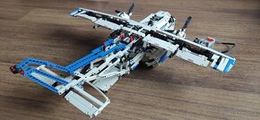 LEGO Technic Lietadlo - 4