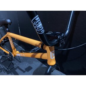 BMX BICYKEL KINK  GAP 20,5" ORANGE - Nejazdený - 4