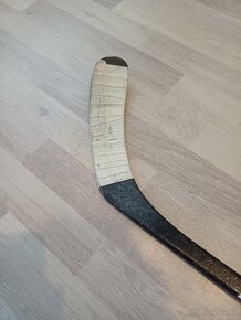 Predám Bauer hokejku 125cm - 4