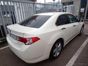 HONDA  ACCORD Sedan 2.0i-VTEC MT COMFORT 2012 - 4