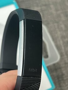 Fitbit Alta HR - 4