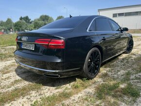 Predám Audi A8 Long Quattro,možná výmena - 4