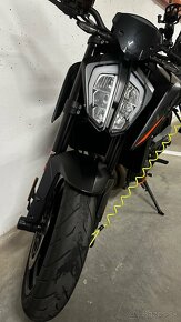 KTM Duke 890 2023 - 4