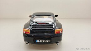 1:18 PORSCHE 911 997 - 4