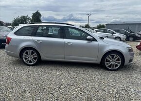 Škoda Octavia 2,0 TSI RS 162kW 8000Km benzín manuál 162 kw - 4