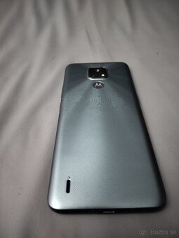 Motorola E7 - 4