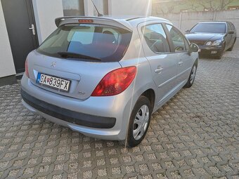 Peugeot 207 1.4 benzín 2008 - 4