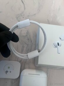 Apple AirPods Pro2 - 4