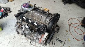 Komplet motor Opel 1.8 16v benzin X18XE 180tis. km - 4