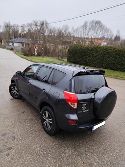 Toyota Rav4 2.2 4x4 - 4