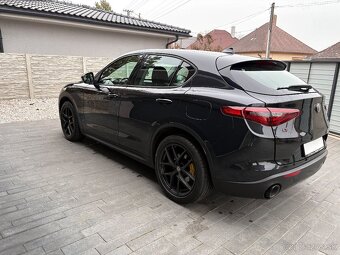 Alfa Romeo Q4 Stelvio 2.0GME AWD Bussines - 4