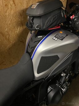 YAMAHA MT09- SP - 4