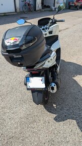 Honda PCX - 4