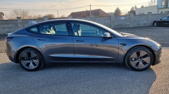 Tesla Model 3 82kWh 4x4 366 kW za 27.634,-€ bez DPH - 4