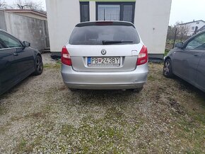 Skoda fabia combi 1.2 htp - 4