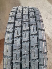 295/80 r22.5 - 4