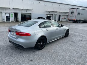 Jaguar XE 2.0d R-SPORT - 4