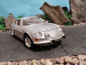 Prodám model 1:18 Renault Alpine a110 1600s 1973 - 4