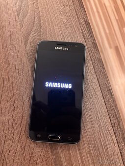 Samsung Galaxy J36 - 4