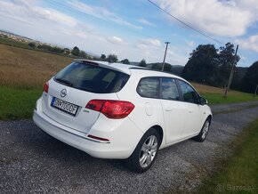 Opel Astra - 4