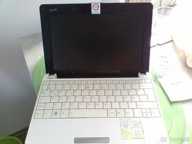 ASUS Eee1005 HA - 4