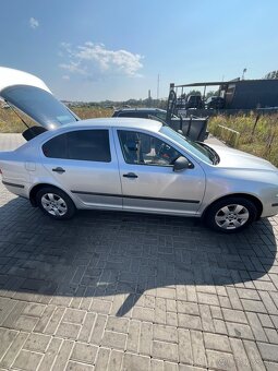 Škoda Octavia 1.6 - 2012 - 4