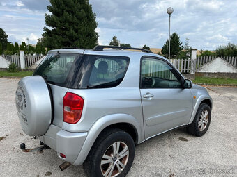 Toyota RAV 4 2.0 benzin 4x4 r.v 2001 3dv - 4