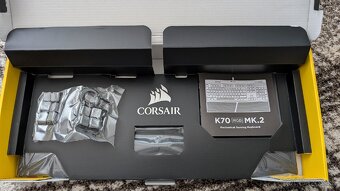 Herná mechanická klávesnica Corsair K70 RGB MK.2 - 4