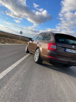 Škoda octavia 1.6tdi greenline - 4