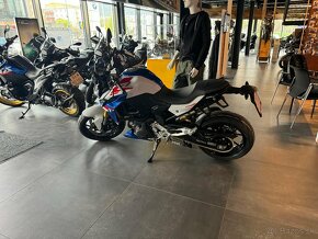 BMW F900 R - 4