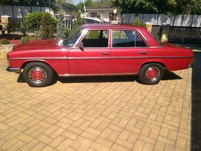 Mercedes Benz W 115 200D,po renovacii.ROZPREDAJ ZBIERKY - 4