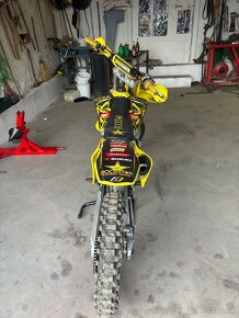 Suzuki 250 RMZ - 4