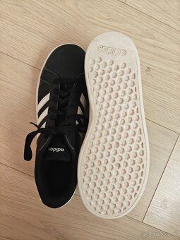 Čierne tenisky Adidas - 4