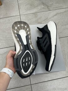 Tenisky Adidas Ultraboost Light - 4