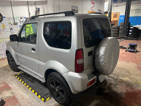 Suzuki Jimny 1,3 4x4 - 4