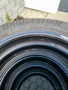 BRIDGESTONE Alenza 245/50/r19 - 4