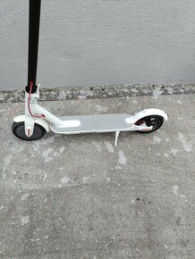 XIAOMI SCOOTER M365 JE V SUPER STAVE OSOBNÍ ODBER KOŠICE - 4