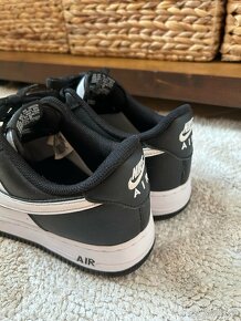 Nike AirForce 1 - 4