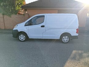 Nissan NV 200 - 4