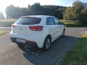 Kia Rio 2023 - 4