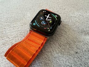 Predám Apple Watch SE 44mm Alu - 4