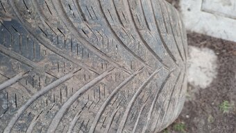 Predám zimne kolesa 205/60R16 - 4