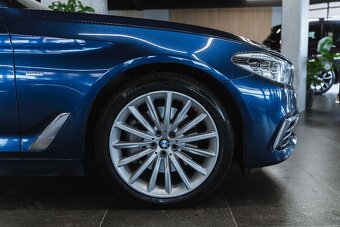 BMW 530d xDrive Luxury Line - 4