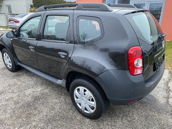 Dacia Duster 1.6 16V 4x2 Access benzín 2013 77kW - 4