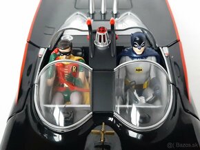 1:18 - Batmobile 1966 + Batman / Robin - Hot Wheels - 1:18 - 4