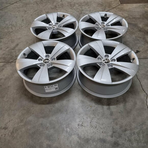 Originál ŠKODA SUPERB disky 5x112 R17 ET41 - 4