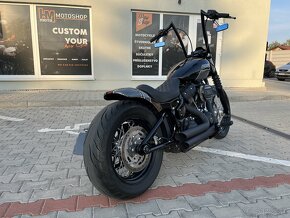 HARLEY DAVIDSON STREETBOB SOFTAIL 114 - 4