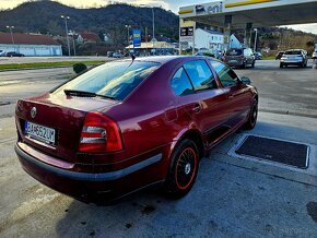 Škoda octavia 2005 benzín - 4